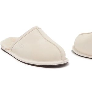 Pink/Pearl Ugg Slippers